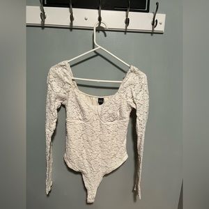 Wild Fable white lace long sleeve body suit size M gently worn